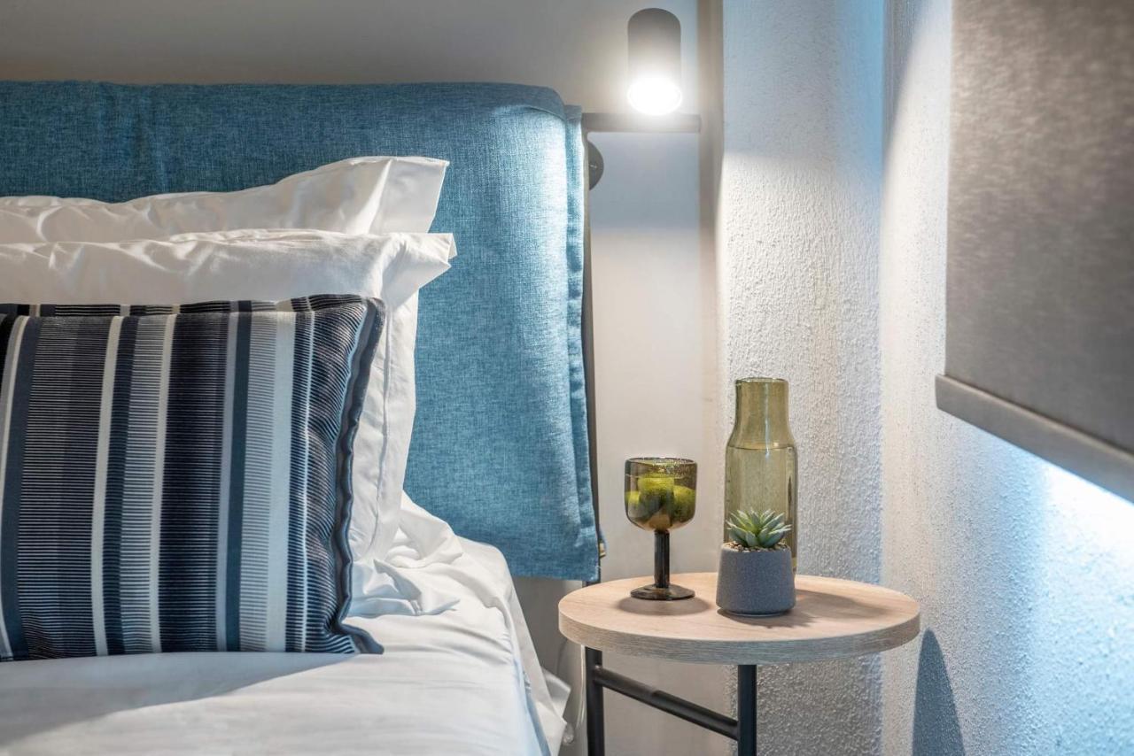 Heraclea Luxury Suites Nea Iraklia Exteriér fotografie