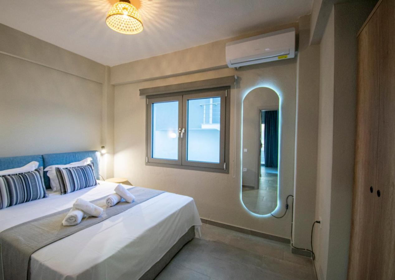 Heraclea Luxury Suites Nea Iraklia Exteriér fotografie